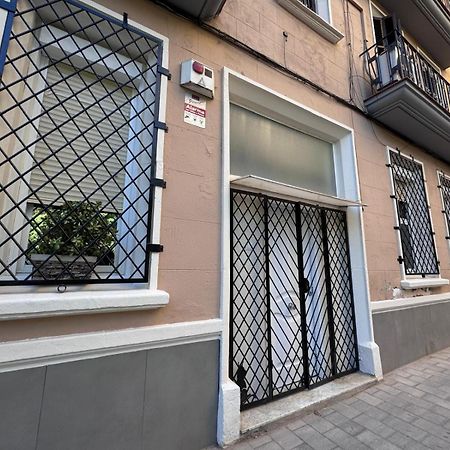 Pamis Apartament Sants, Барселона Екстериор снимка